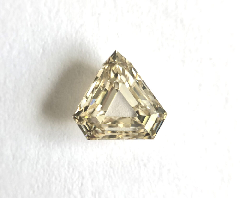 Shild Shape Brown Color Step Cut Diamond