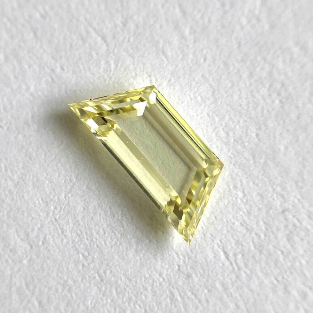 trapezoid fancy yellow diamond