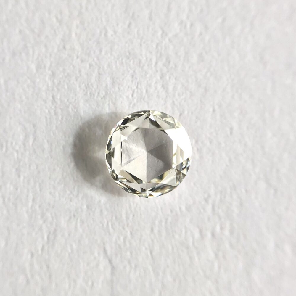 Round shape I color Rose cut diamond