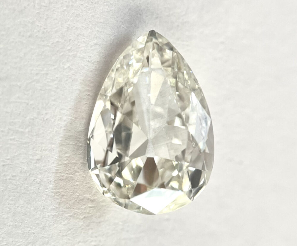 Pear shape I color old mine cut diamond