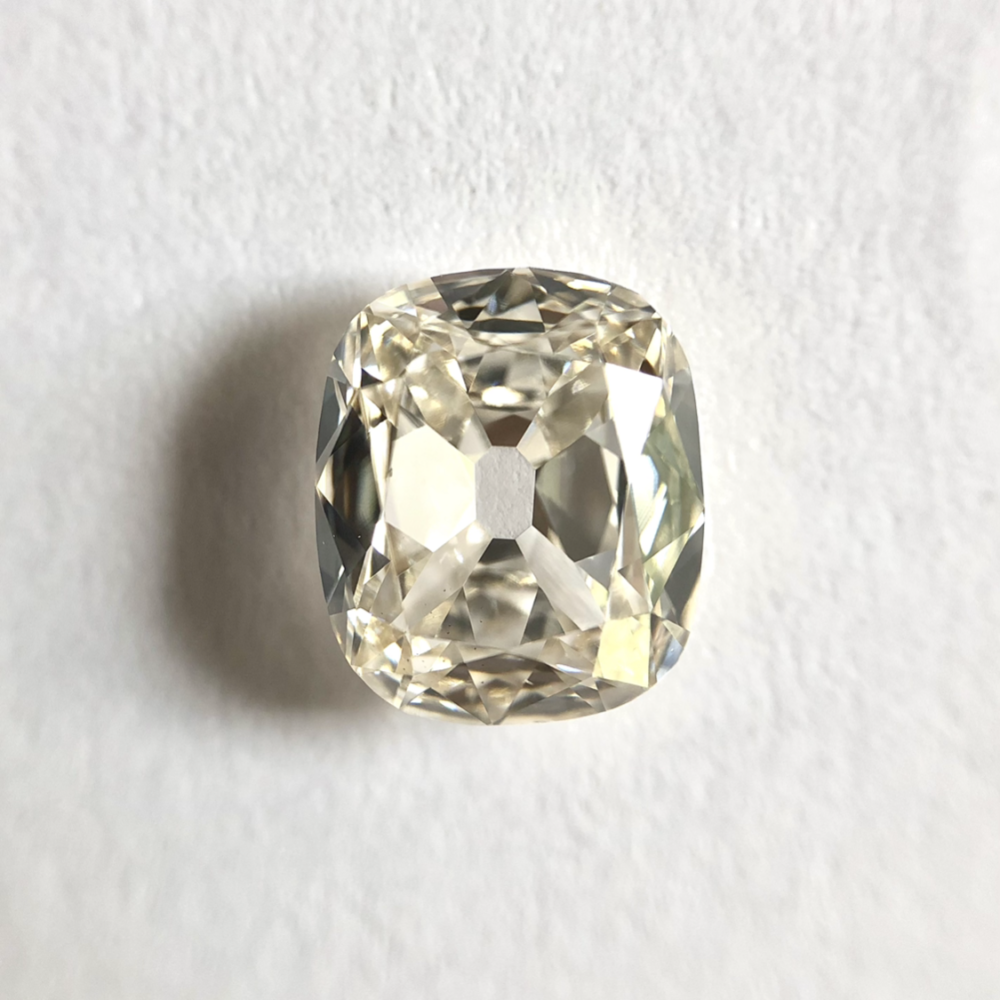 Cushion shape LB color old mine cut diamond