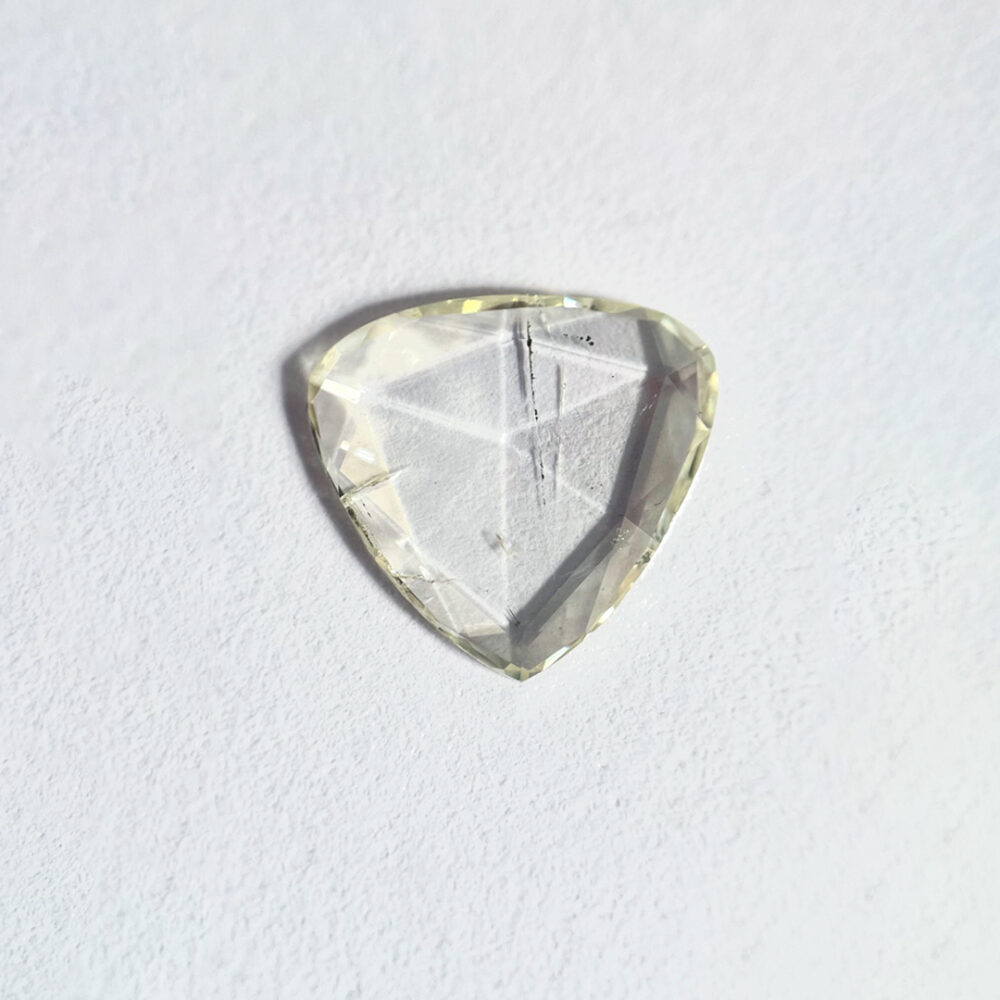 Heart shape L color Rose cut diamond