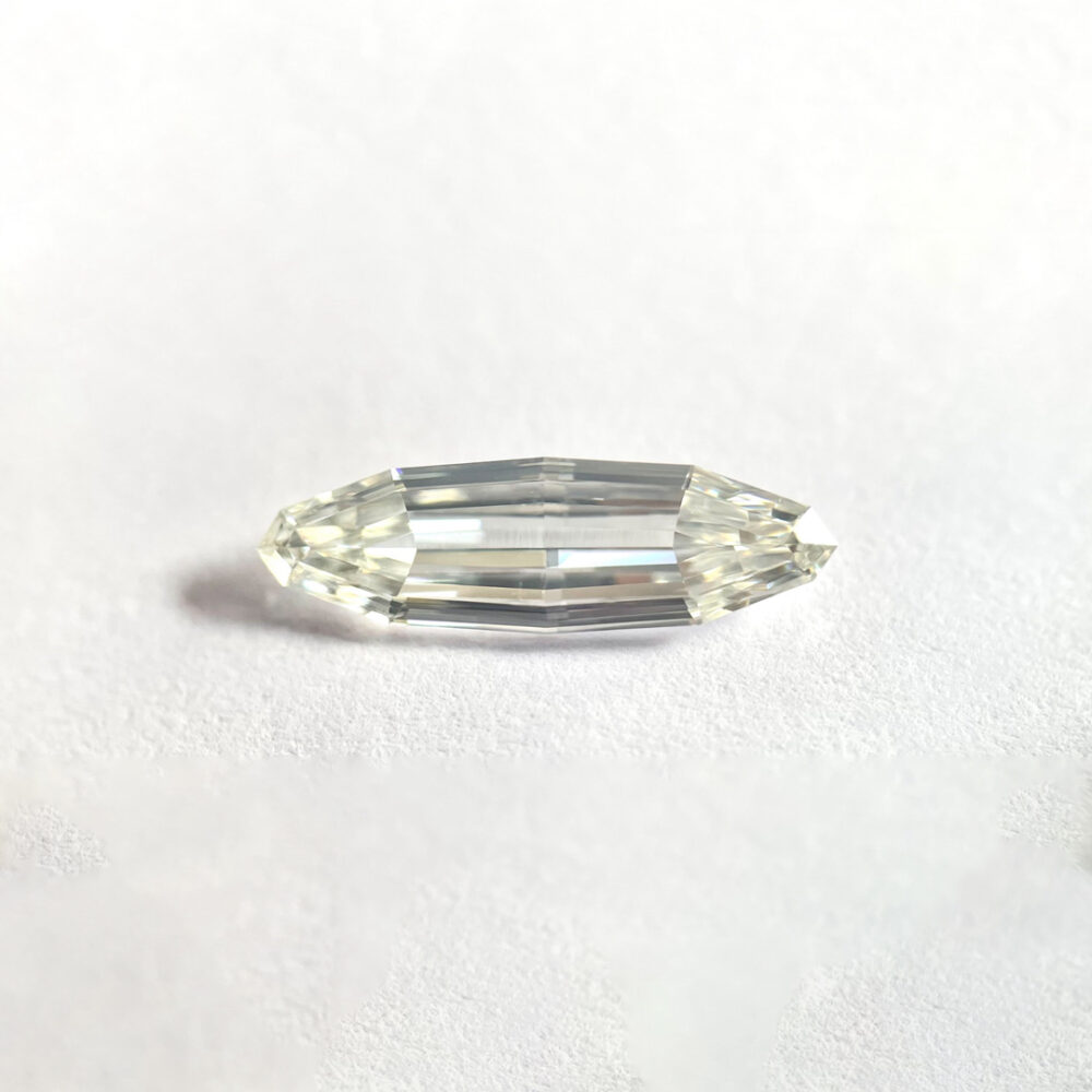 Long Oval shape G colour Step cut diamond