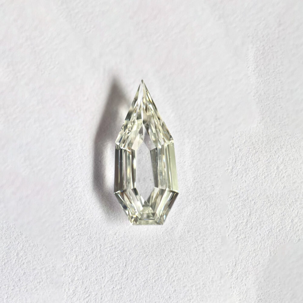 Pear Shape I Color Step Cut Portrait Diamond