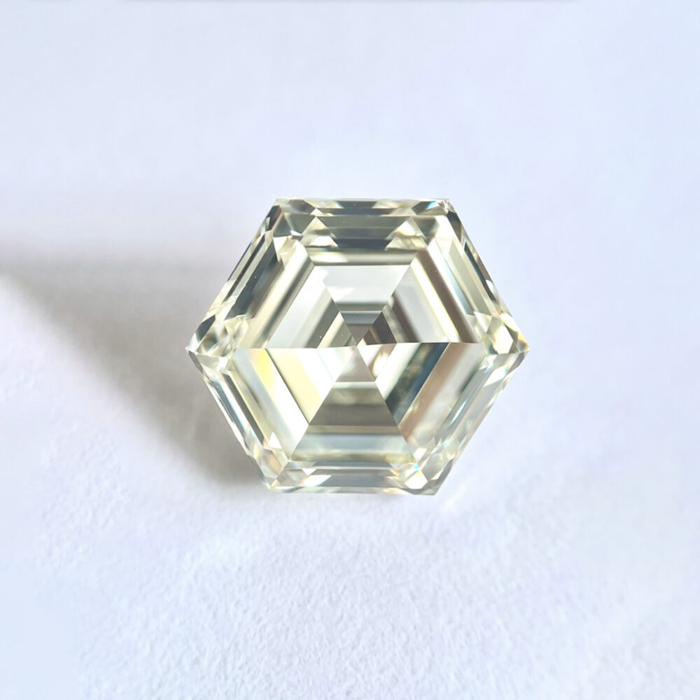 Hexagon Shape L Color Step cut Portrait diamond