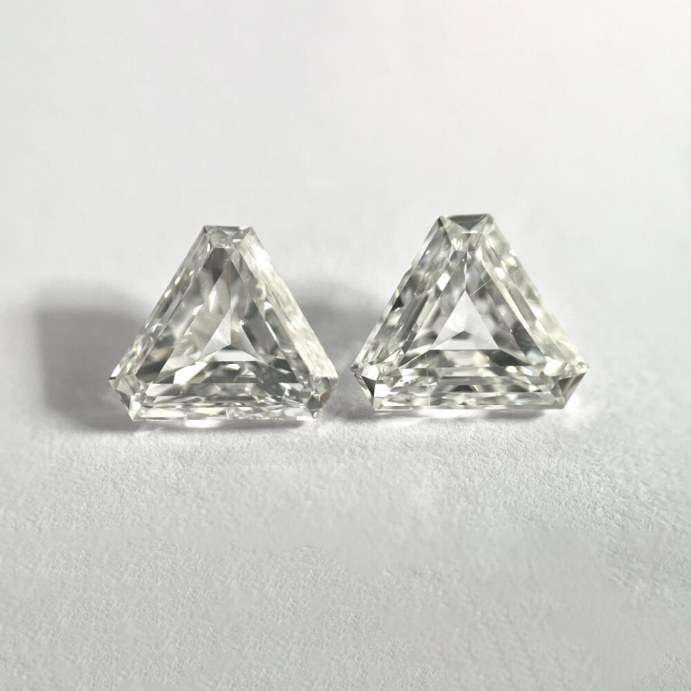 Calf head Shape H Color Step Cut Diamond